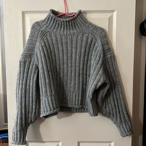 Cropped baggy kitted sweater